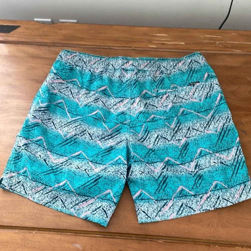 Billabong NWT LayBacks Board Shorts Size XL